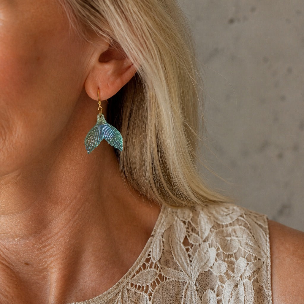 Boucles d'oreilles en or en forme de queue de sirène majestueuse