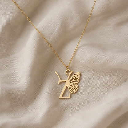 Pendentif en Lettre Initiale Papillon