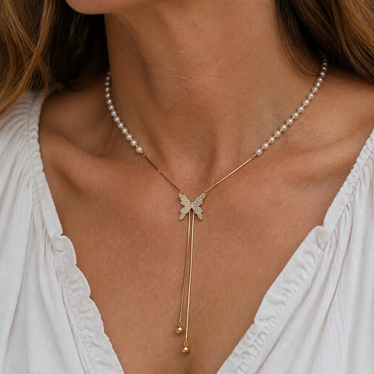 Collier Pendentif Papillon en Perles