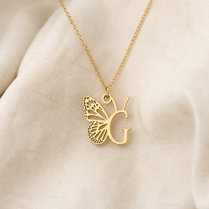 Pendentif en Lettre Initiale Papillon