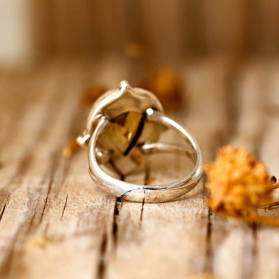 Bague en Argent avec Goutte de Citrine