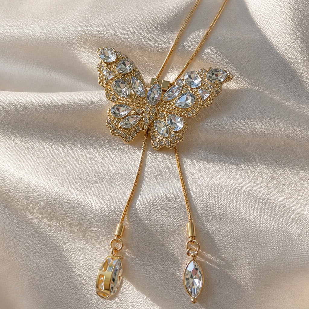 Collier Pendentif Papillon en Cristal Ajustable