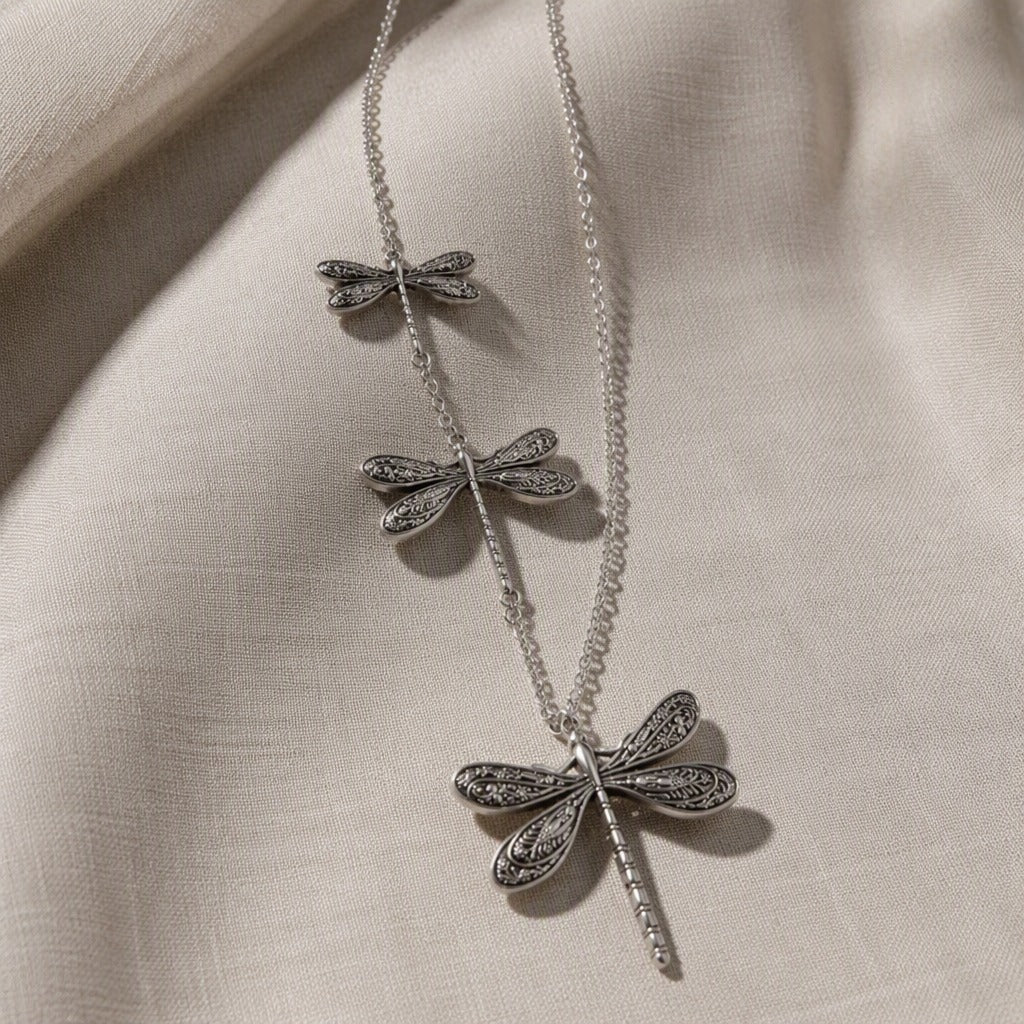 Collier Pendentif Libellule Superposée