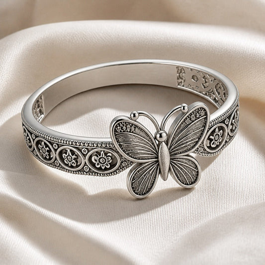 Bague Papillon en Zirconium Raffiné